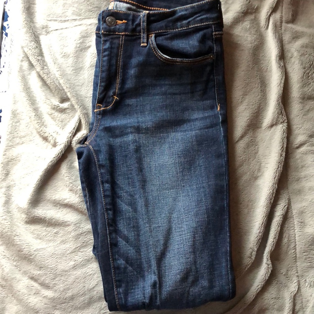 Abercrombie and Fitch stretch skinny jean